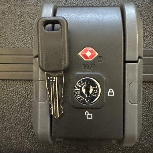 Fender guitar case key abs - fender,