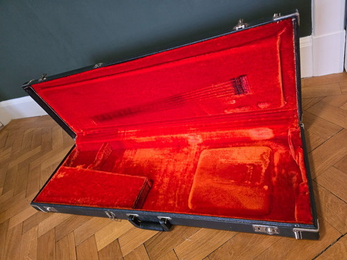 Fender guitar case late - fender,