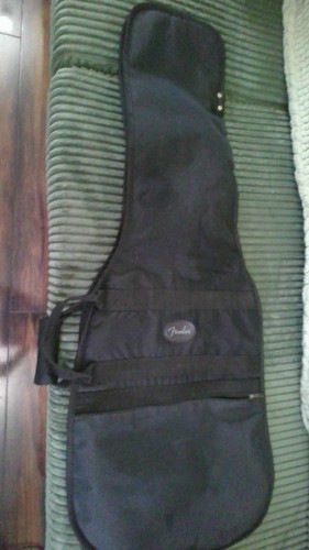 Black fender electric - black,